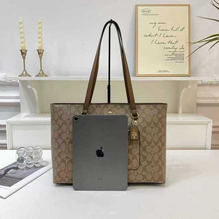 PU leather bag ,AA quality, size 40x27x12cm,no box,  B35-258-262
