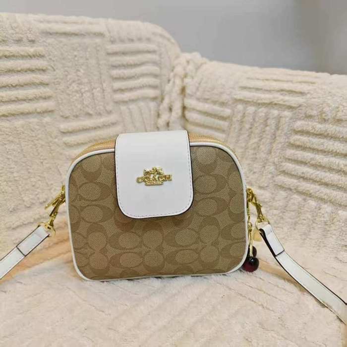 PU leather bag ,AA quality, size 21x17x7cm,no box,  B30-145-150