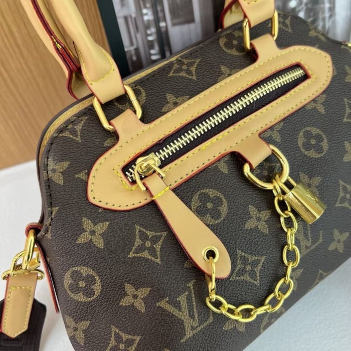 PU leather bag ,AA quality, size 27x17x10cm,no box,  B28-245-248