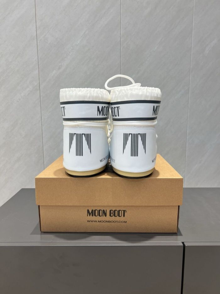 Anti-slip and warm snow boots,with box ,size 35-43,SS110-655-666
