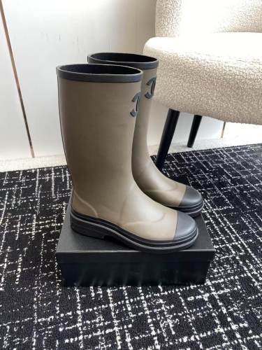 Women boot shoes, size 35-40,  with box, SS88-137
