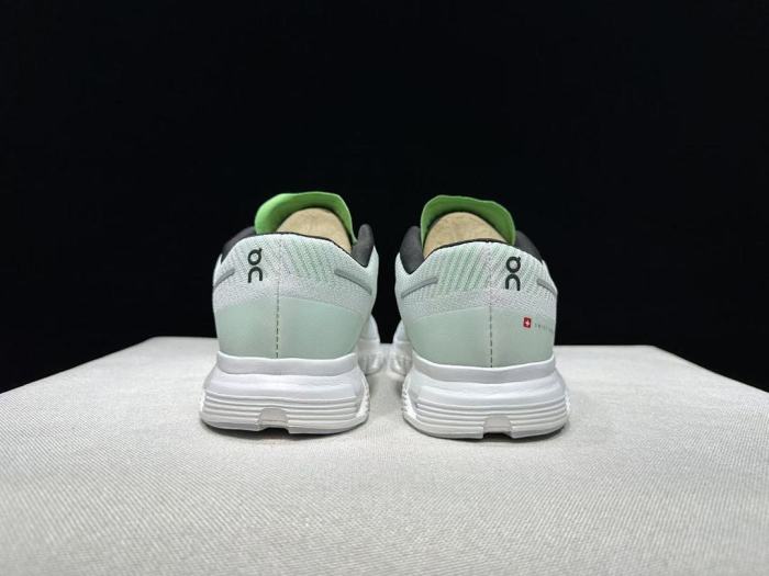 Women men runner sneaker shoes,  with box,size 36-47，SS70-2205