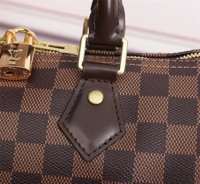 Split leather bag ,4A ,size 25cm,no box,  B75-434