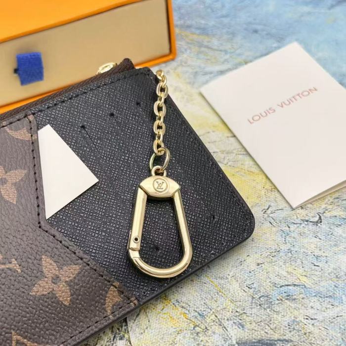 Leather wallet purse,4A, with box,size 13 x 9.5 x 2.5cm, B35-60