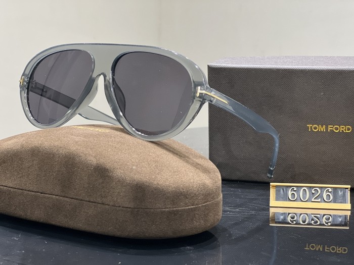 Blue light blocking sunglasses with the box and case ,G25-2068-2073