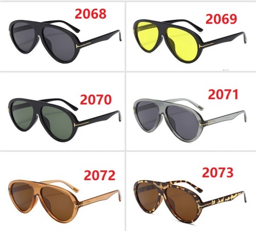 Blue light blocking sunglasses with the box and case ,G25-2068-2073
