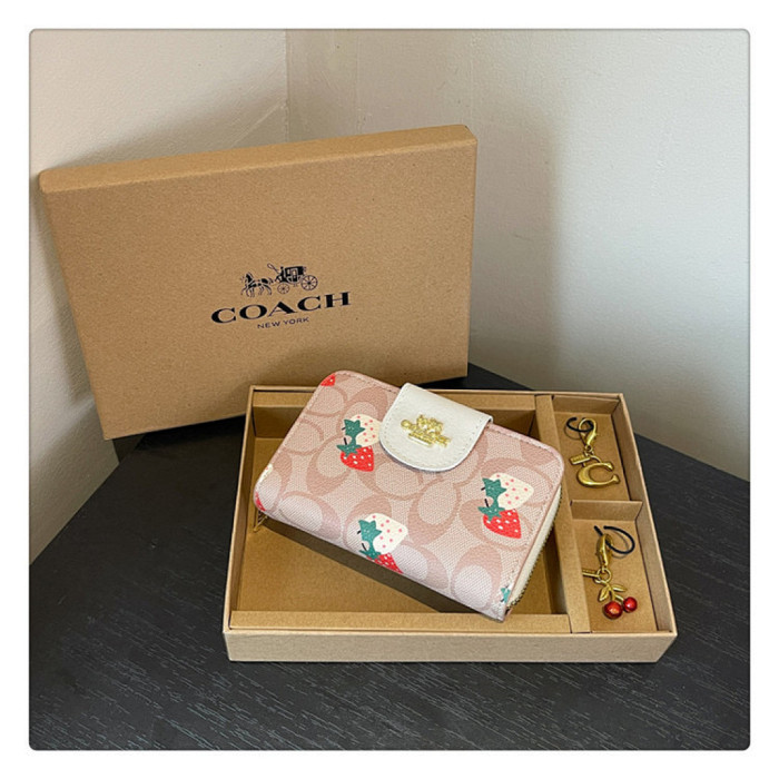 PU leather wallet and keychain set,AA quality, size 15*3cm,with box,  B25-128-144