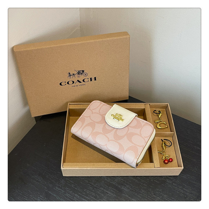 PU leather wallet and keychain set,AA quality, size 15*3cm,with box,  B25-128-144