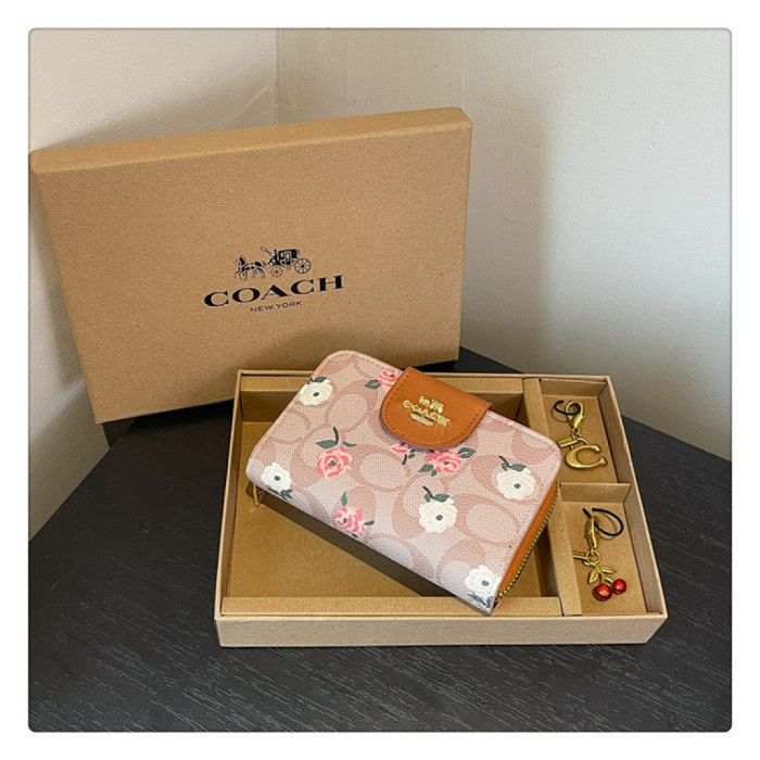 PU leather wallet and keychain set,AA quality, size 15*3cm,with box,  B25-128-144