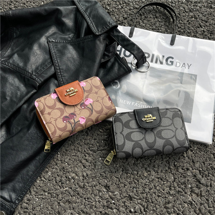 PU leather wallet and keychain set,AA quality, size 15*3cm,with box,  B25-128-144
