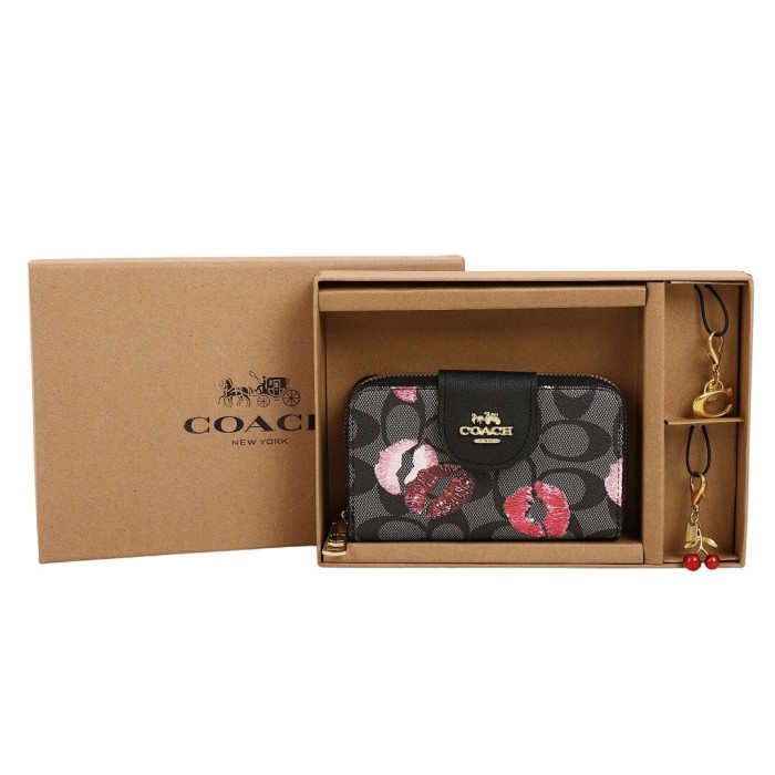 PU leather wallet and keychain set,AA quality, size 15*3cm,with box,  B25-128-144