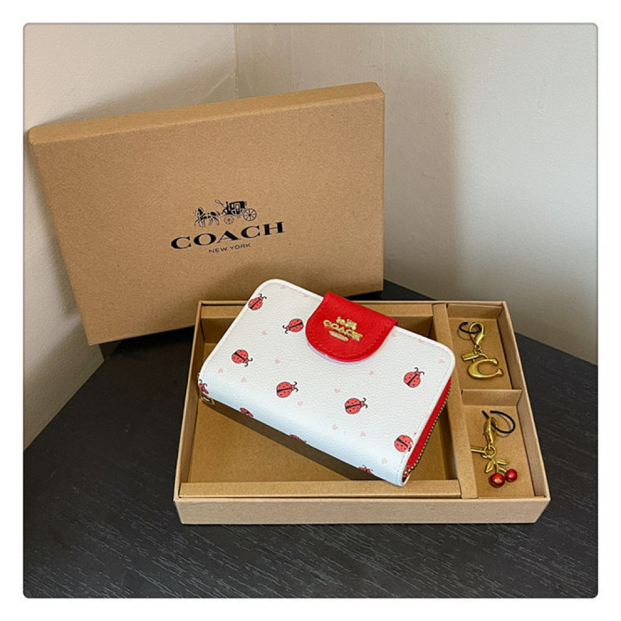 PU leather wallet and keychain set,AA quality, size 15*3cm,with box,  B25-128-144