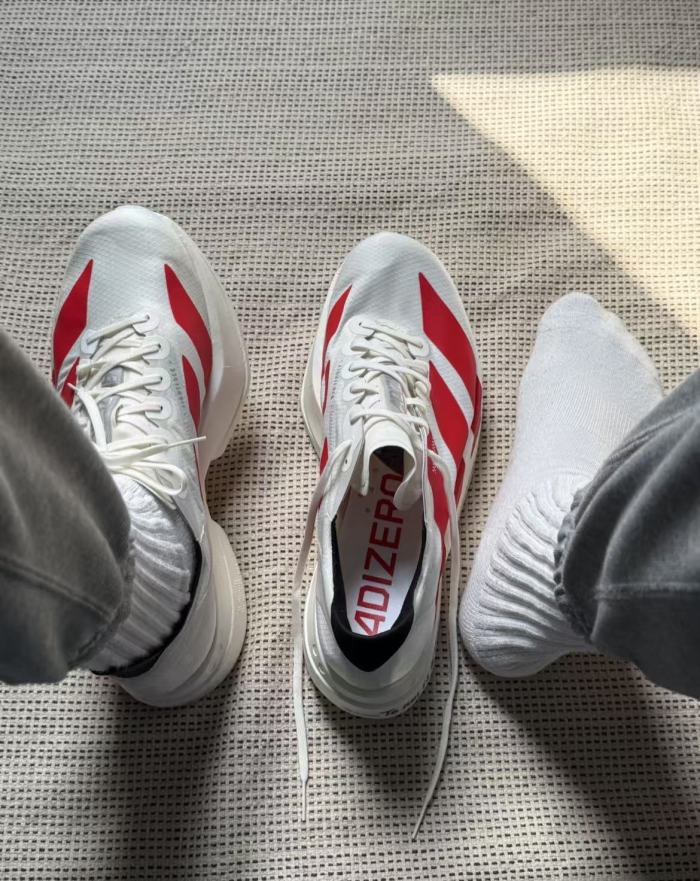 Men's and women's shock-absorbing shoes Running shoes,with box,size 36-45, SS70-673-697