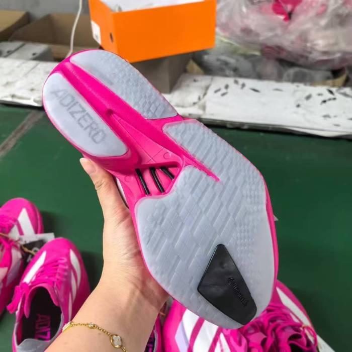 Men's and women's shock-absorbing shoes Running shoes,with box,size 36-45, SS70-673-697