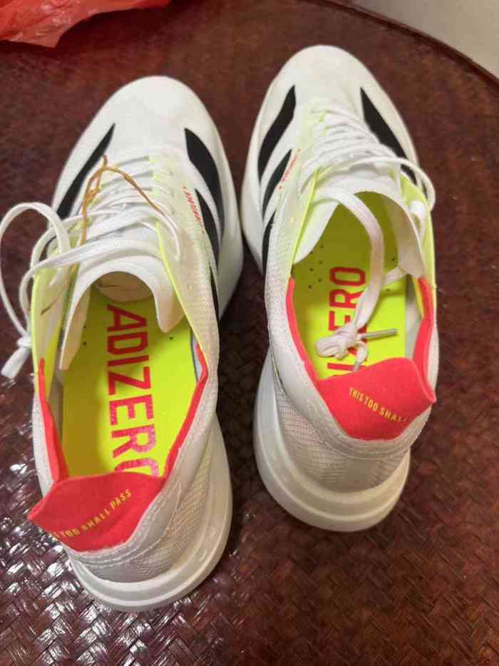 Men's and women's shock-absorbing shoes Running shoes,with box,size 36-45, SS70-673-697