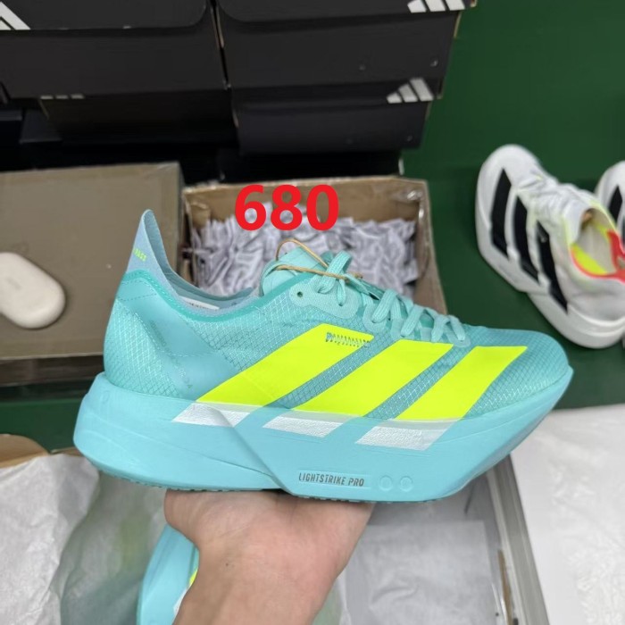 Men's and women's shock-absorbing shoes Running shoes,with box,size 36-45, SS70-673-697