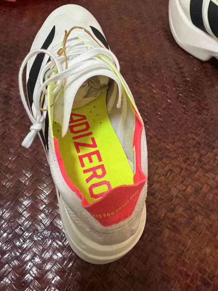 Men's and women's shock-absorbing shoes Running shoes,with box,size 36-45, SS70-673-697