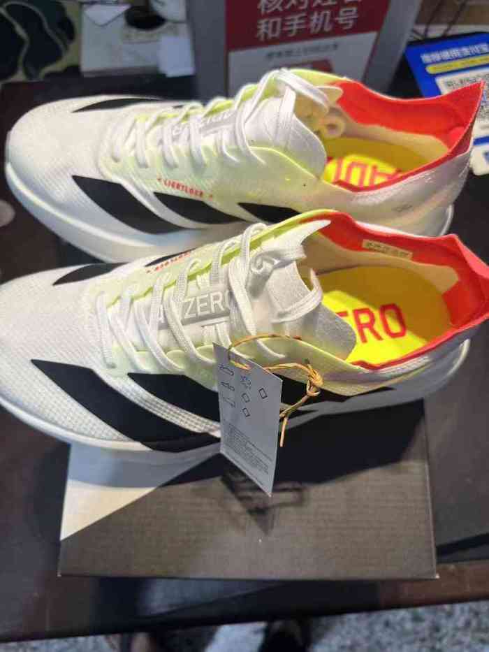 Men's and women's shock-absorbing shoes Running shoes,with box,size 36-45, SS70-673-697