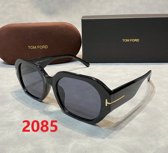Blue light blocking sunglasses with the box and case ,G25-2083-2089
