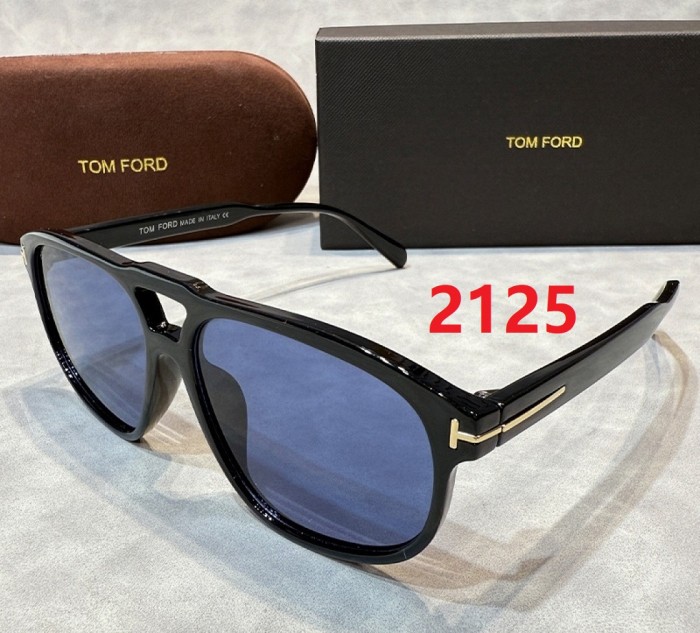 Blue light blocking sunglasses with the box and case ,G25-2118-2126