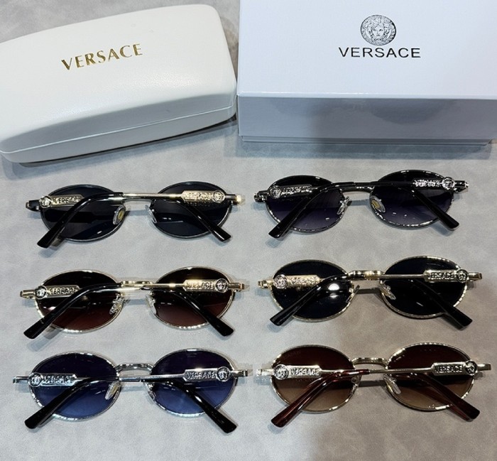 Blue light blocking sunglasses with the box and case ,G25-2979-2984