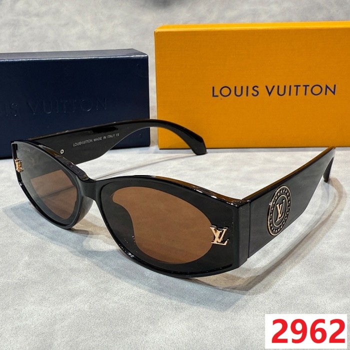 Blue light blocking sunglasses with the box and case ,G25-2957-2964