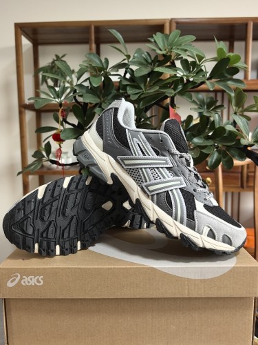 Men runner sneaker shoes,  with box,size 39.5-45，SS60-702