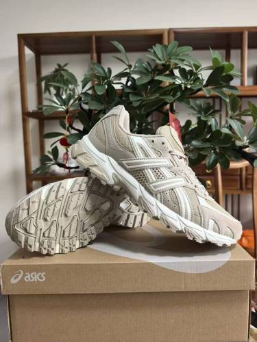 Men runner sneaker shoes,  with box,size 39.5-45，SS60-695