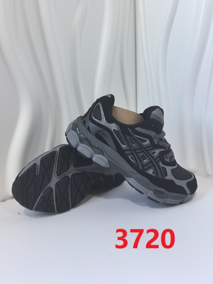 Kids' runner sneaker shoes,  with box,size 26-37，SS60-3720