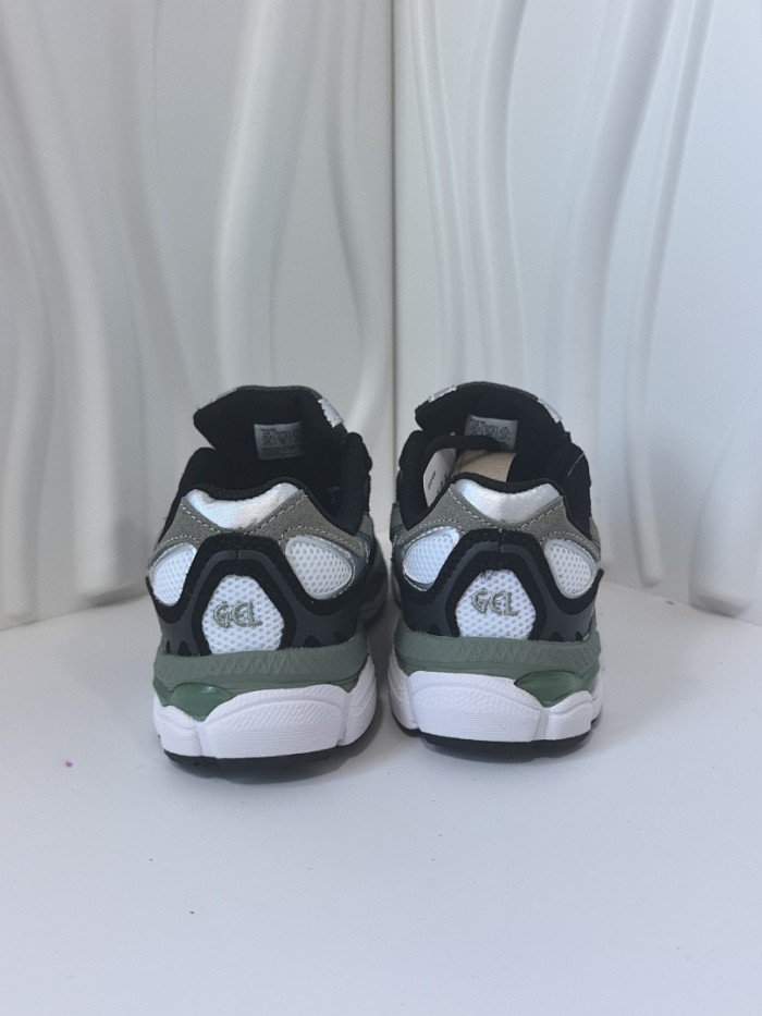 Kids' runner sneaker shoes,  with box,size 26-37，SS60-3725