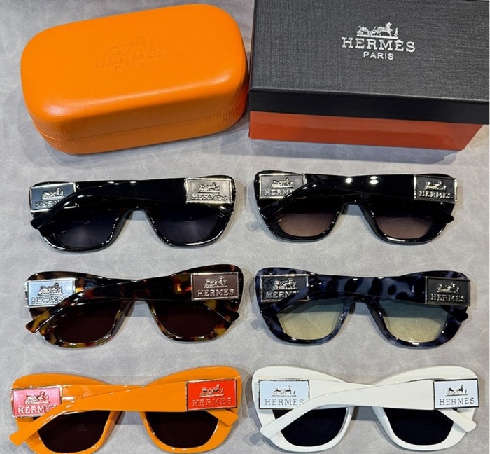 Blue light blocking sunglasses with the box and case ,G25-3099-3104