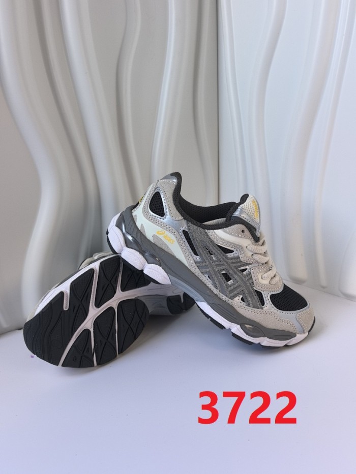 Kids' runner sneaker shoes,  with box,size 26-37，SS60-3722