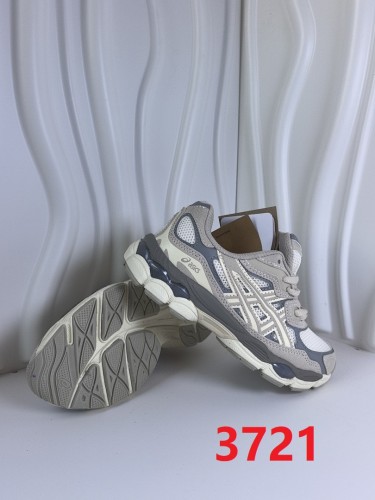 Kids' runner sneaker shoes,  with box,size 26-37，SS60-3721