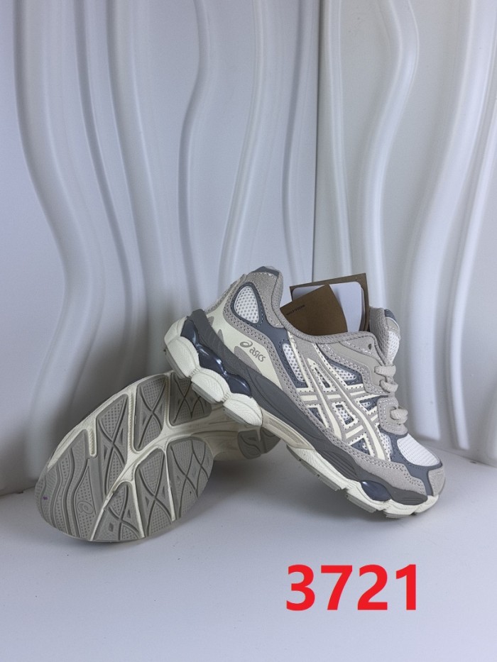 Kids' runner sneaker shoes,  with box,size 26-37，SS60-3721