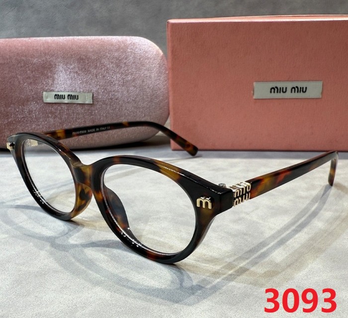 Blue light blocking sunglasses with the box and case ,G25-3090-3098