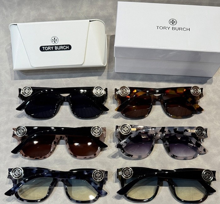 Blue light blocking sunglasses with the box and case ,G25-3137-3142