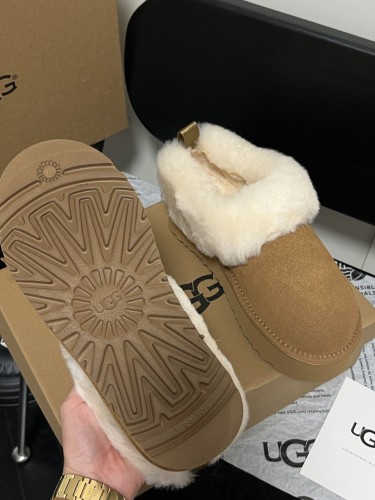 Women fur shoes, size 35-40,  with box, SS60-628-1