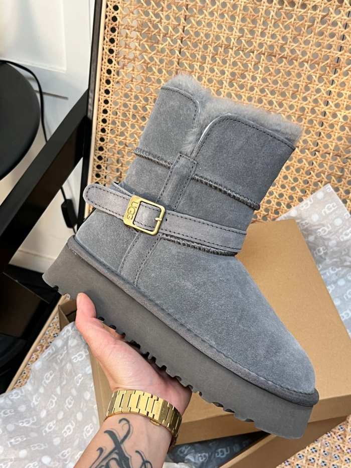 Women fur boot shoes, size 35-40,  with box, SS70-207