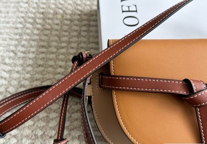 Split leather bag ,4A ,size 21x14cm,no box,  B75-445