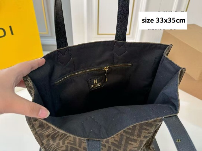 Split leather bag ,4A ,size 33x35cm,no box,  B75-454