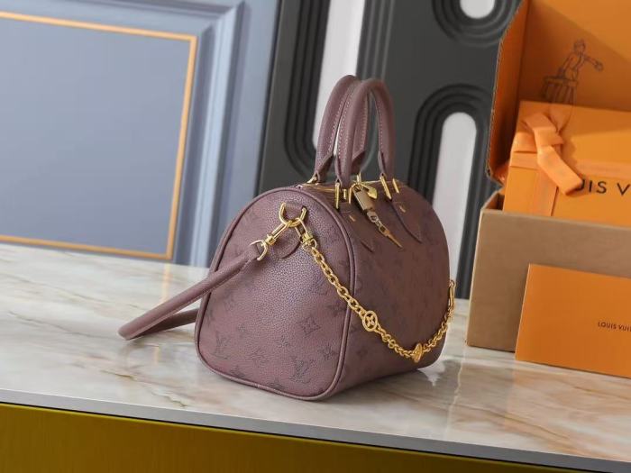 Split leather bag, 4A,size 25x19x15cm,B88-394