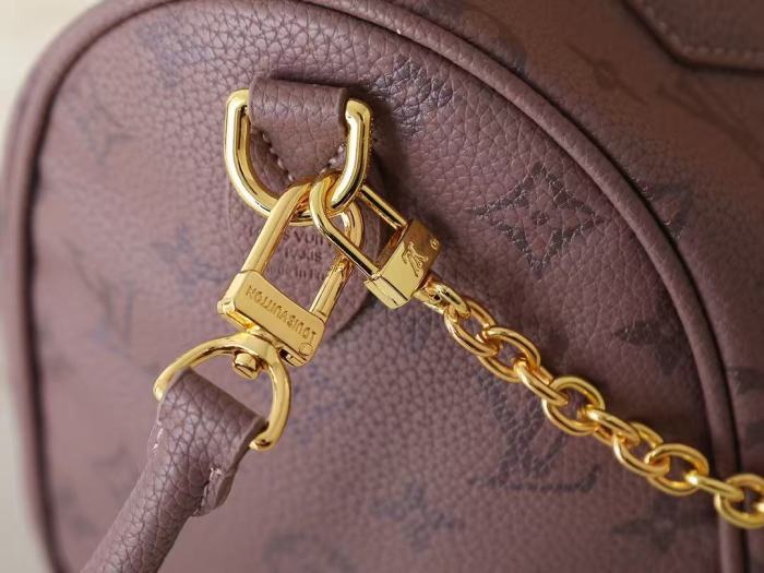 Split leather bag, 4A,size 25x19x15cm,B88-394