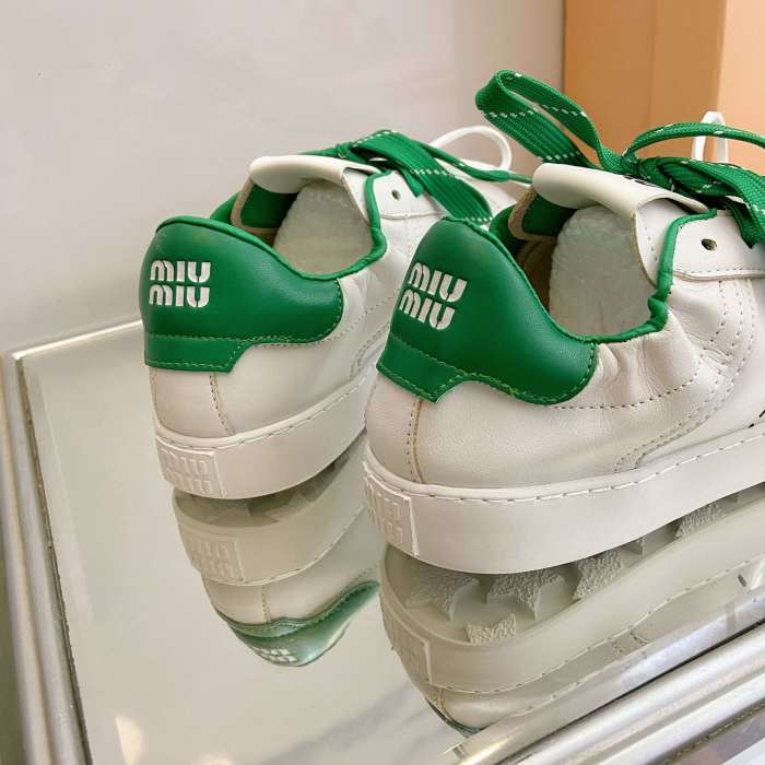 Women's	flat sneaker shoes,  size 35-40, SS70-2235