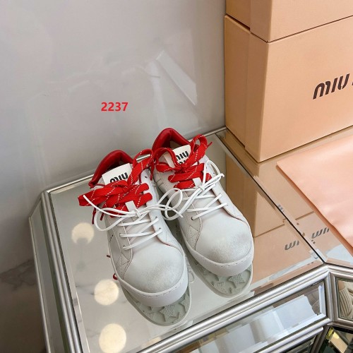 Women's	flat sneaker shoes,  size 35-40, SS70-2237