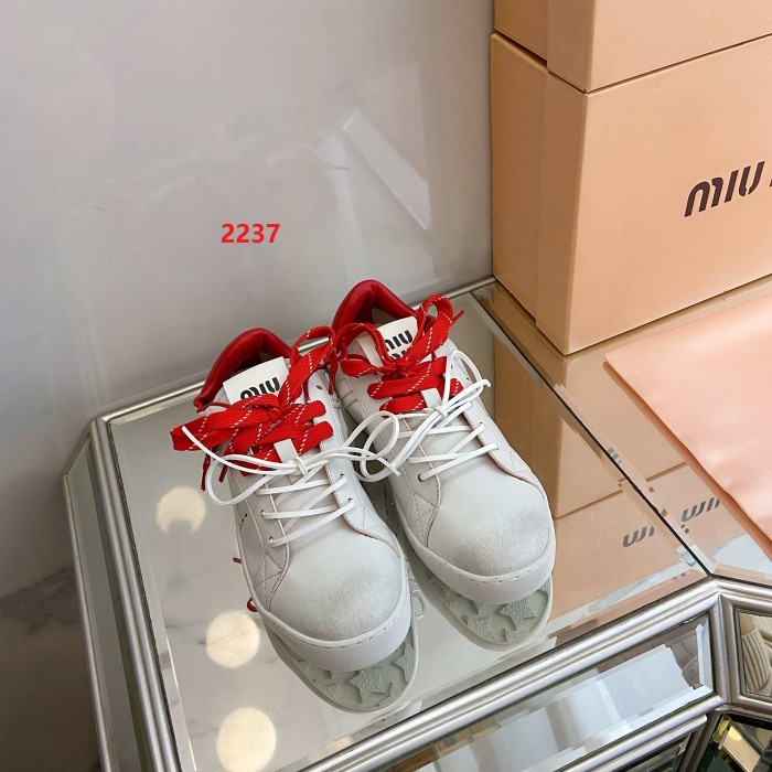 Women's	flat sneaker shoes,  size 35-40, SS70-2237
