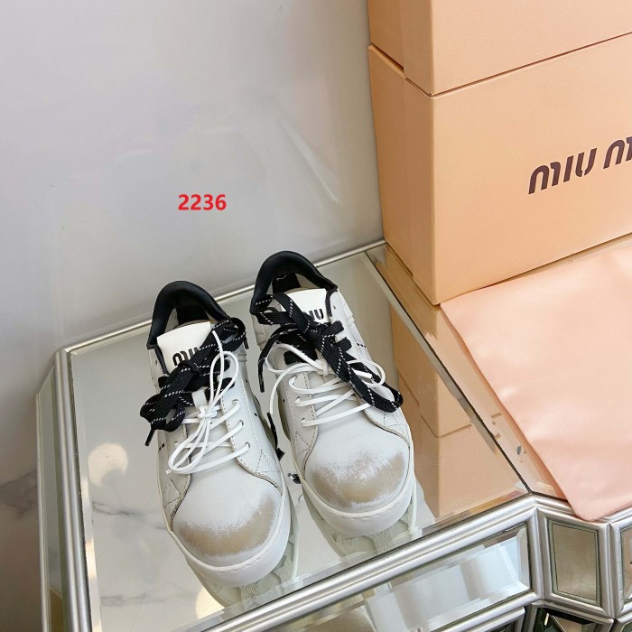 Women's	flat sneaker shoes,  size 35-40, SS70-2236