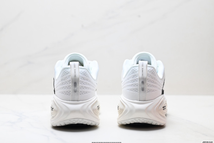Women's sneaker shoes, with box ,size 36-40, SS70-2282