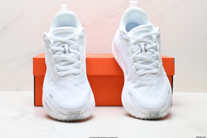 Women's sneaker shoes, with box ,size 36-40, SS70-2281