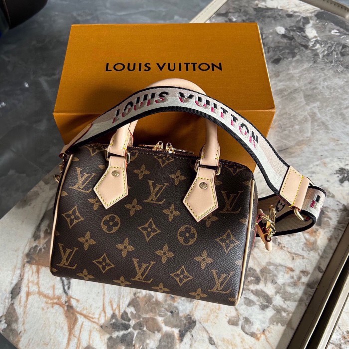 Split leather bag, 3A,size 20cm,no box,B68-183