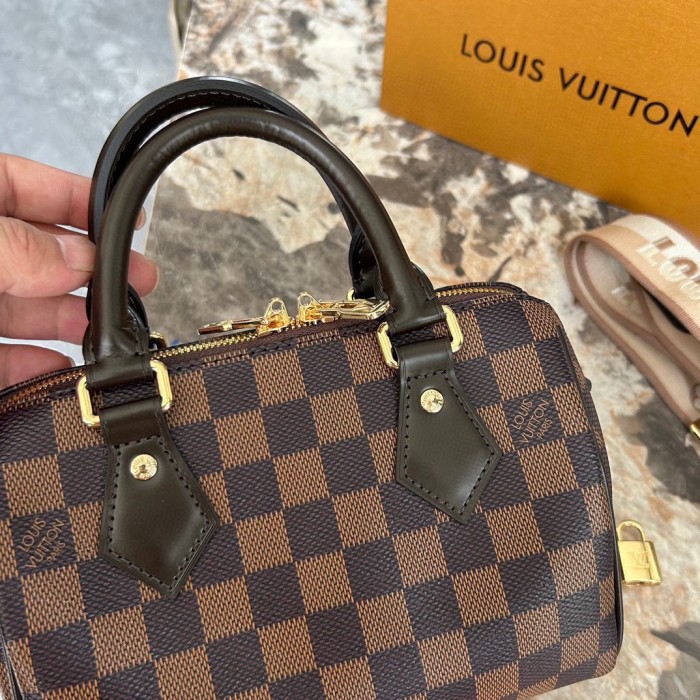 Split leather bag, 3A,size 20cm,no box,B68-181